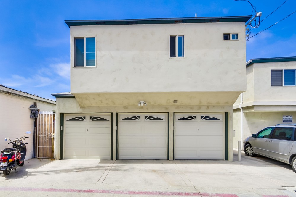 Virtual tour photo 26 of 25 for 805 Manhattan Court