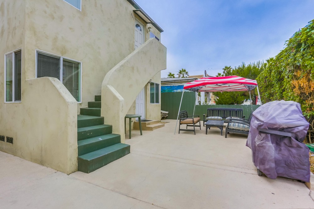 Virtual tour photo 1 of 29 for 805 Manhattan Ct