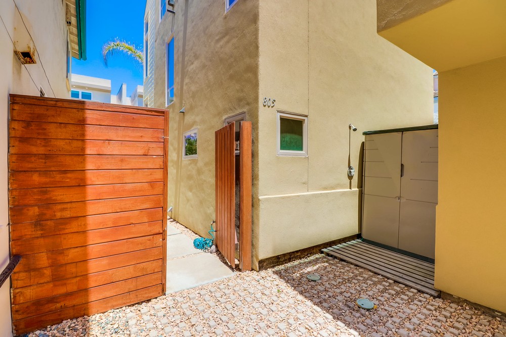 Virtual tour photo 5 of 41 for 805 Ostend Ct