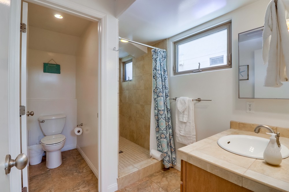 Virtual tour photo 25 of 41 for 805 Ostend Ct