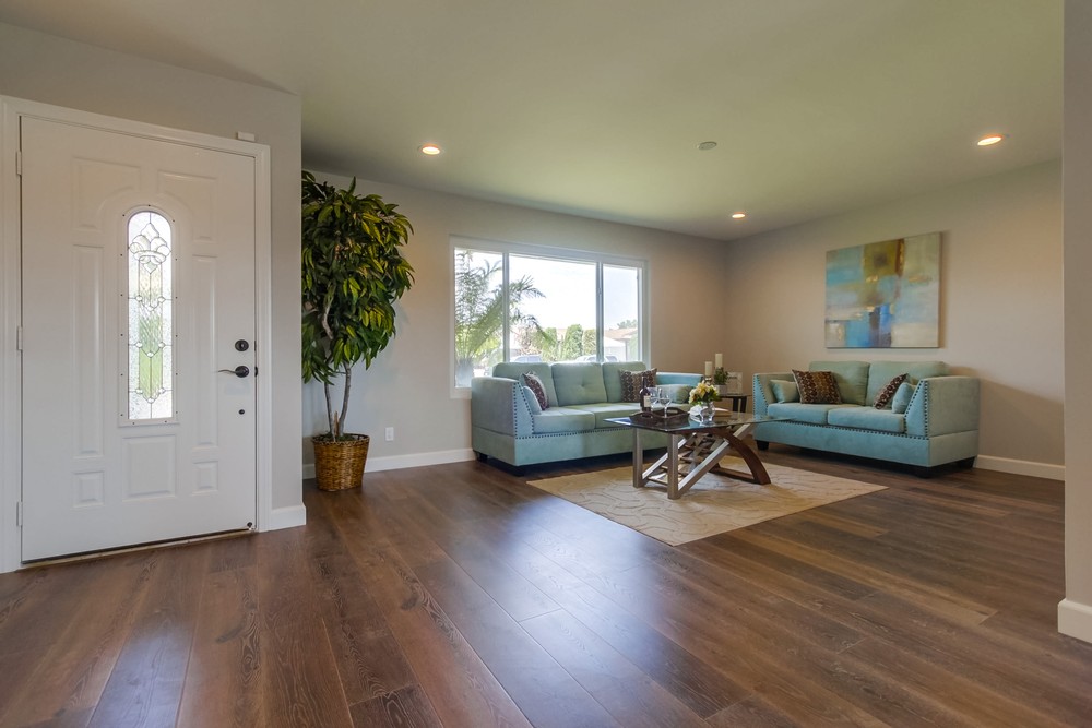 Virtual tour photo 7 of 42 for 8055 Kenova St