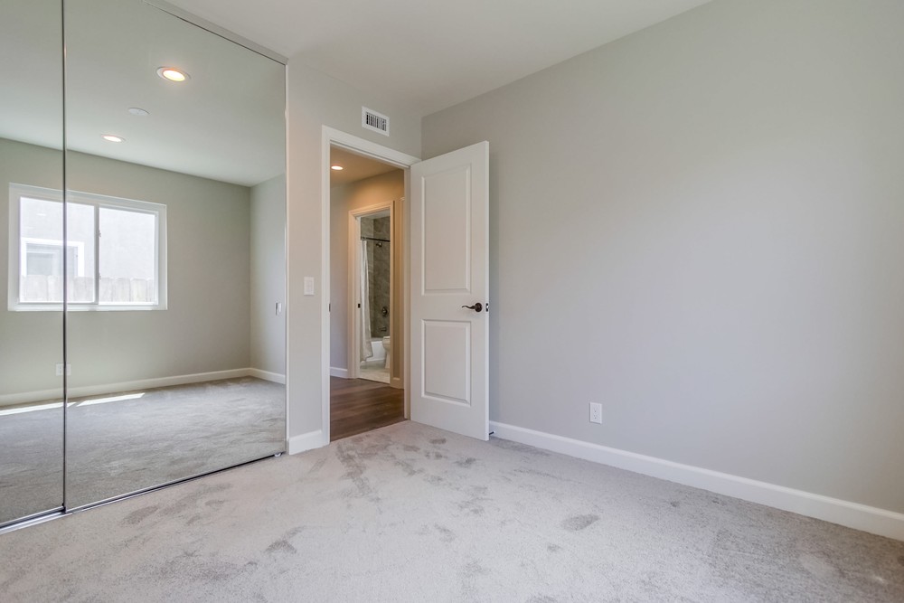 Virtual tour photo 29 of 42 for 8055 Kenova St