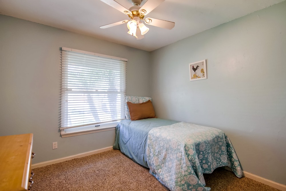 Virtual tour photo 30 of 53 for 8059 Lake Cayuga Dr