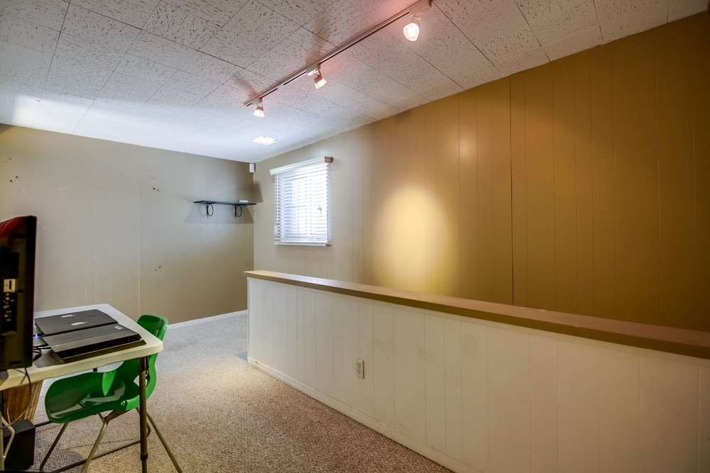 Virtual tour photo 34 of 53 for 8059 Lake Cayuga Dr