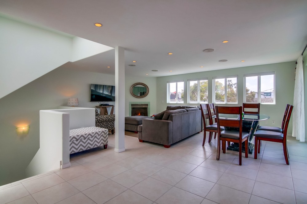 Virtual tour photo 5 of 47 for 806 Ensenada Ct