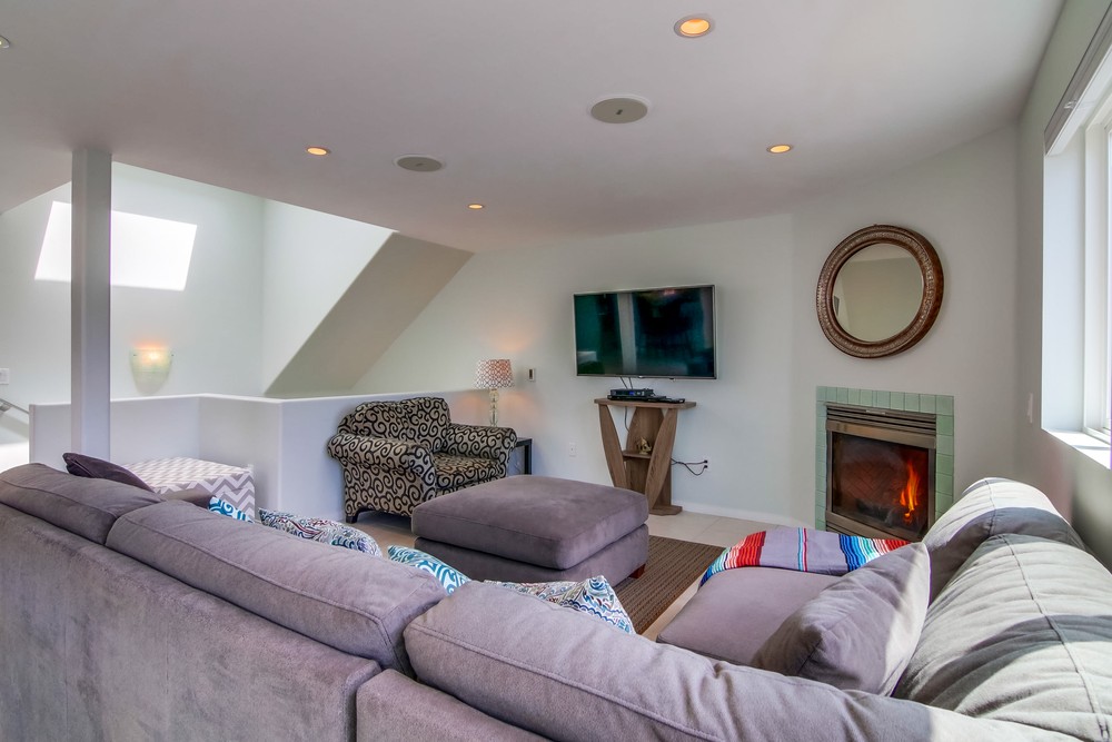Virtual tour photo 8 of 47 for 806 Ensenada Ct