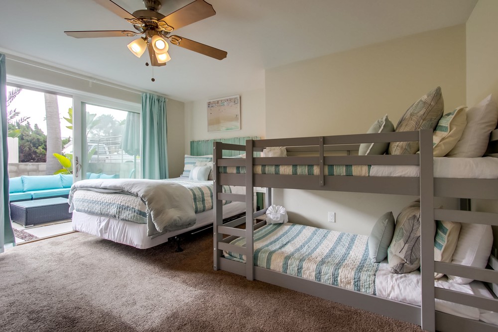 Virtual tour photo 18 of 46 for 806 Liverpool Ct