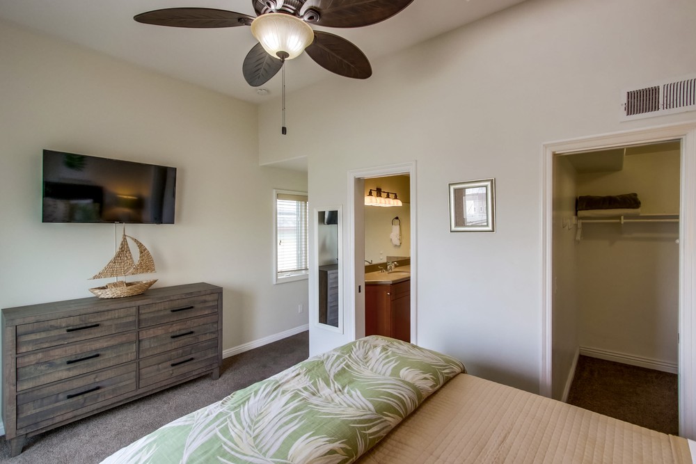 Virtual tour photo 34 of 46 for 806 Liverpool Ct