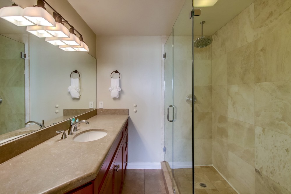 Virtual tour photo 35 of 46 for 806 Liverpool Ct