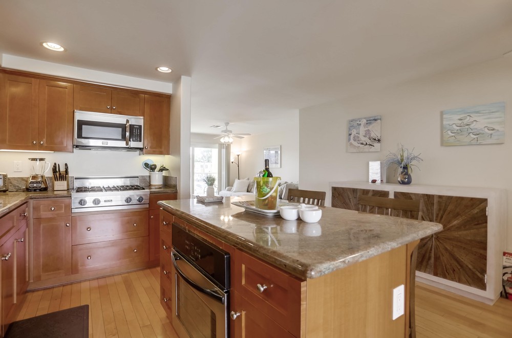 Virtual tour photo 16 of 62 for 806 Liverpool Ct