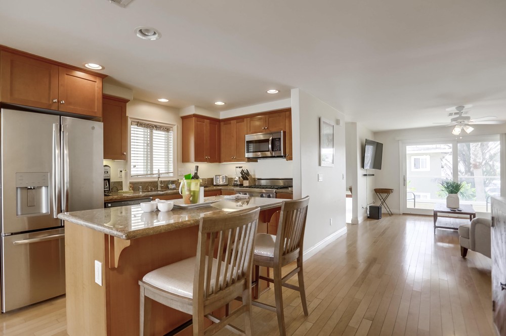 Virtual tour photo 17 of 62 for 806 Liverpool Ct