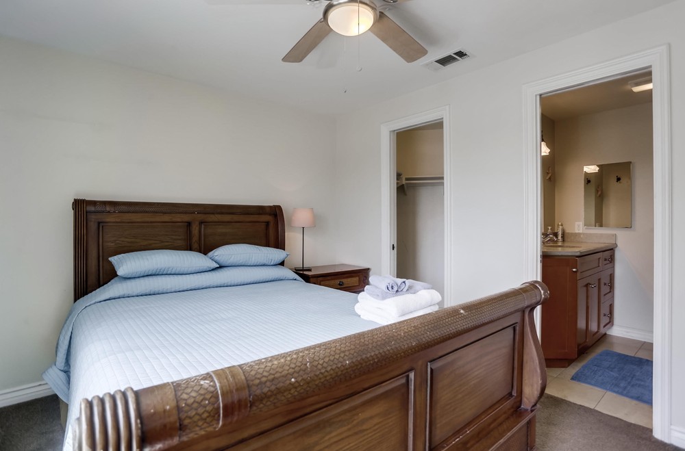 Virtual tour photo 35 of 62 for 806 Liverpool Ct