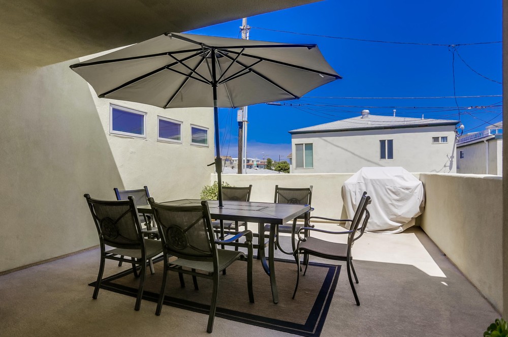 Virtual tour photo 50 of 62 for 806 Liverpool Ct