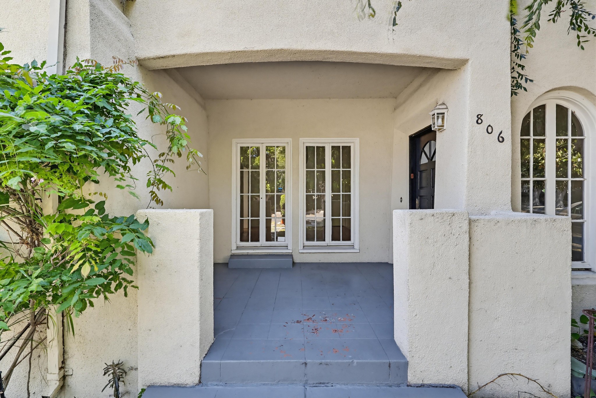 Virtual tour photo 7 of 66 for 806 S Detroit St