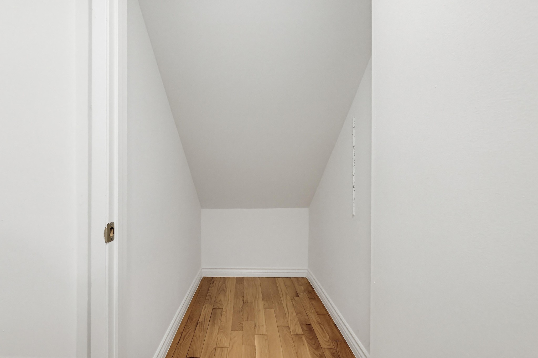 Virtual tour photo 19 of 66 for 806 S Detroit St