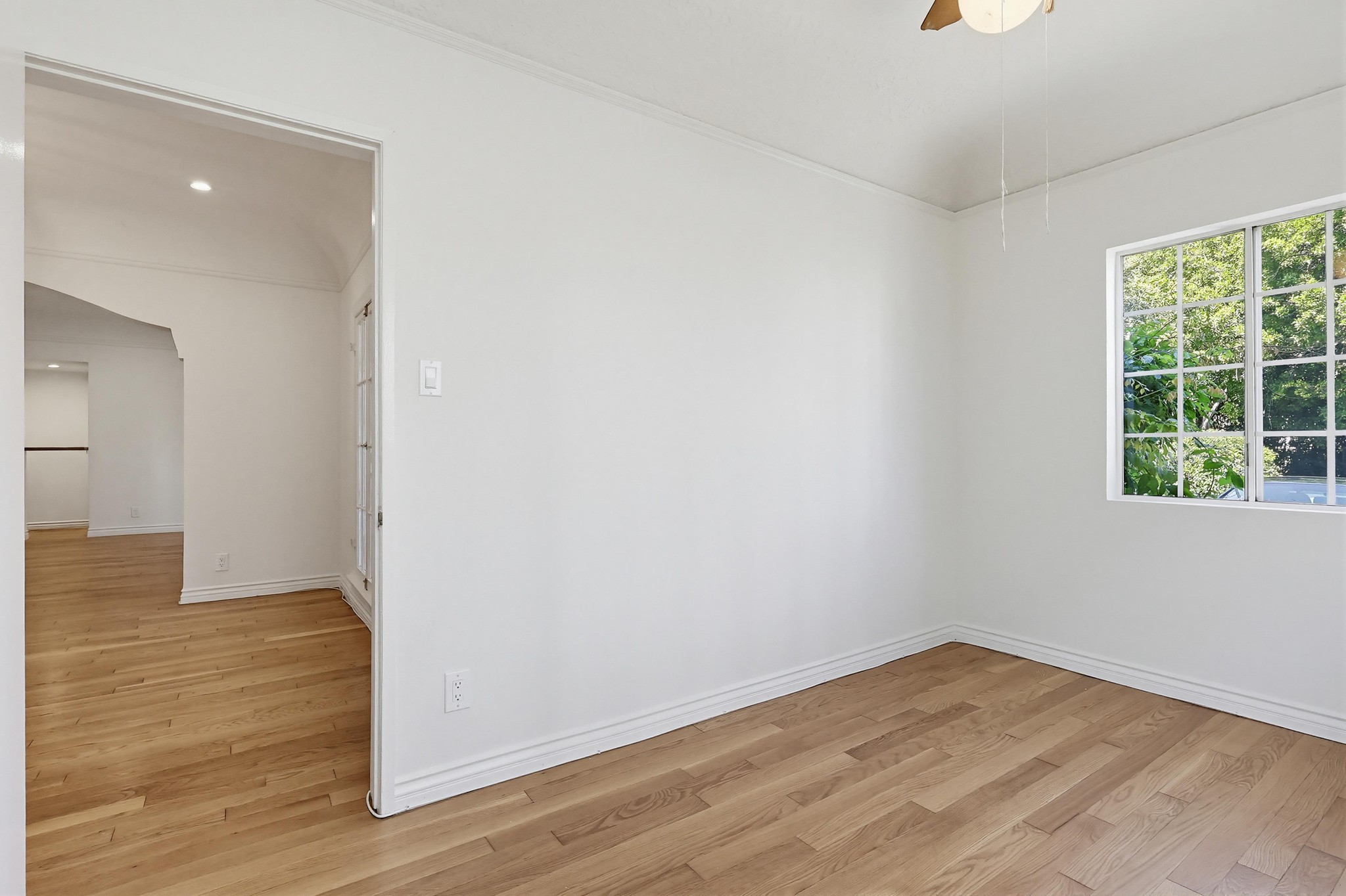 Virtual tour photo 26 of 66 for 806 S Detroit St