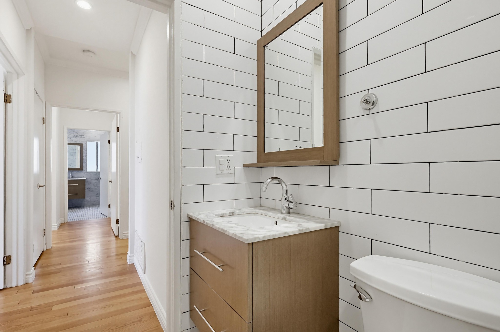 Virtual tour photo 51 of 66 for 806 S Detroit St