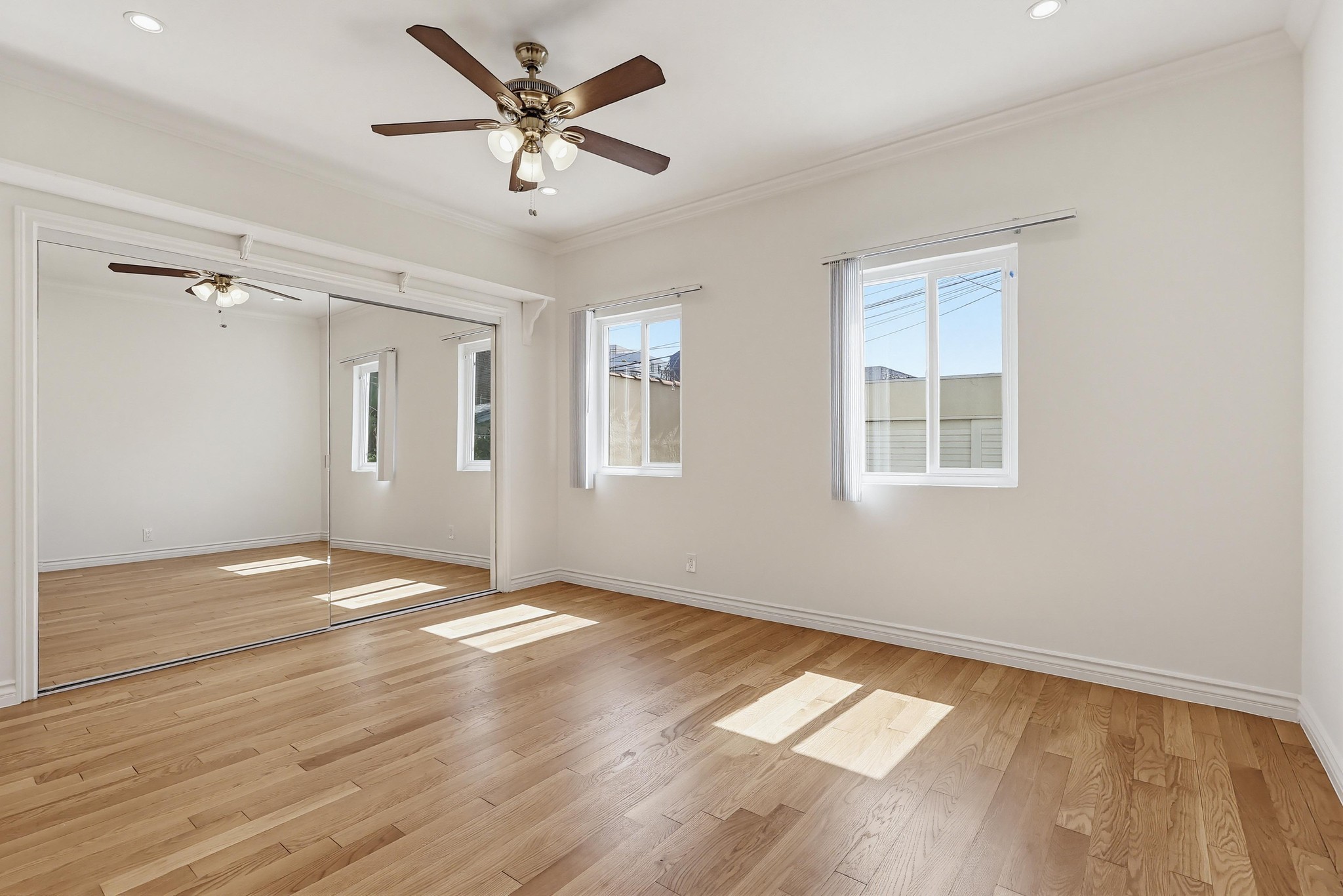 Virtual tour photo 52 of 66 for 806 S Detroit St