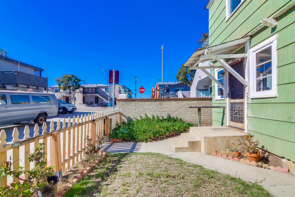 Virtual tour photo 9 of 41 for 806 San Juan Pl