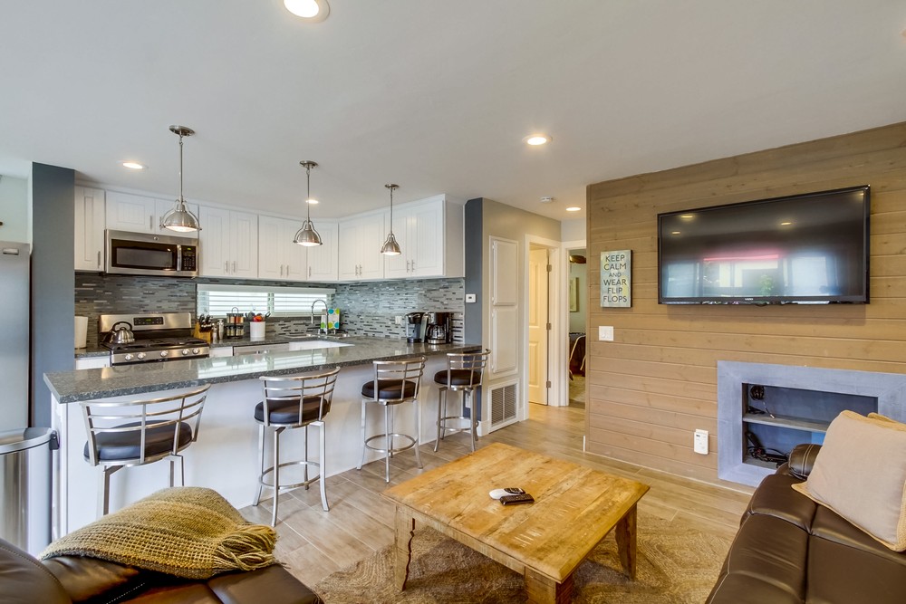 Virtual tour photo 11 of 25 for 806 San Luis Rey Pl