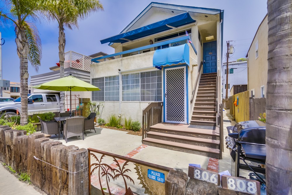 Virtual tour photo 4 of 33 for 806 San Luis Rey Place