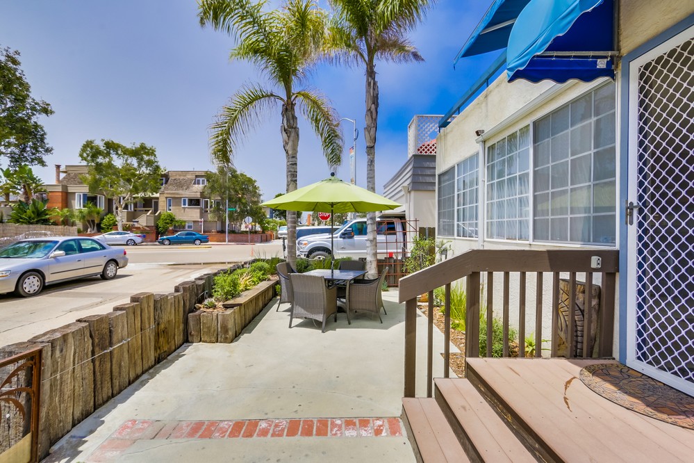 Virtual tour photo 6 of 33 for 806 San Luis Rey Place