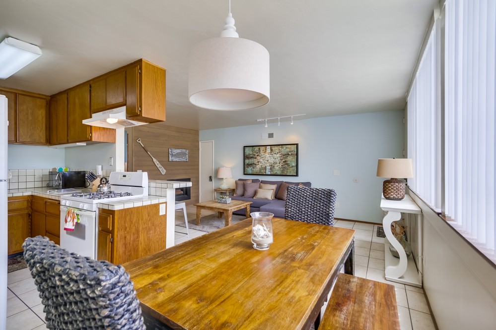 Virtual tour photo 17 of 33 for 806 San Luis Rey Place