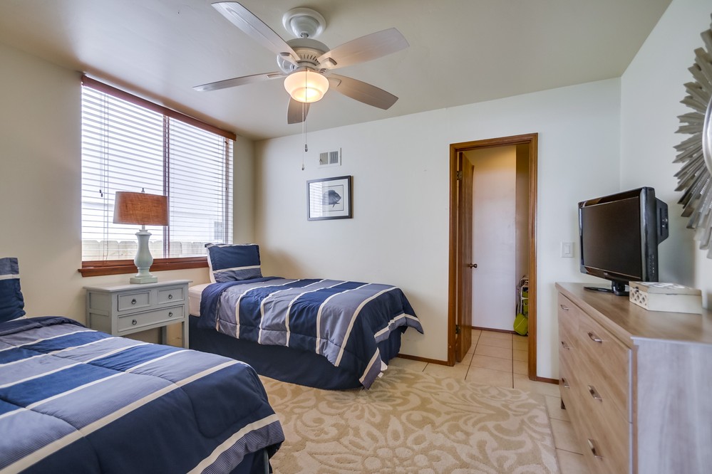 Virtual tour photo 28 of 33 for 806 San Luis Rey Place