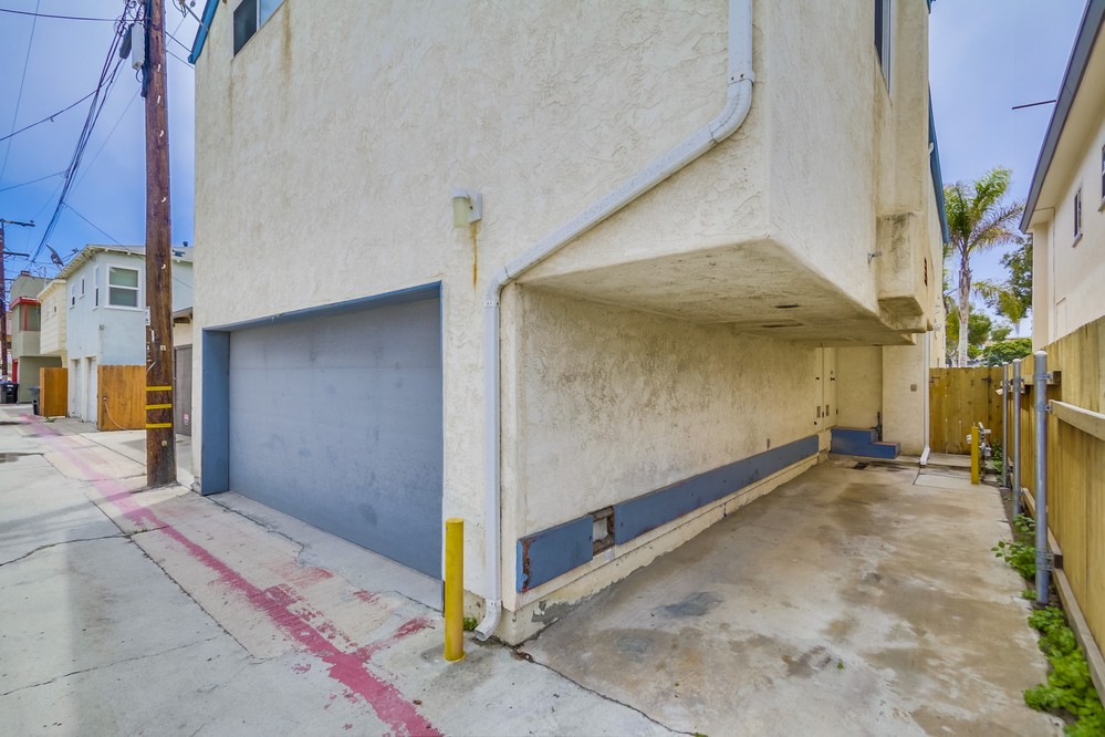 Virtual tour photo 33 of 33 for 806 San Luis Rey Place