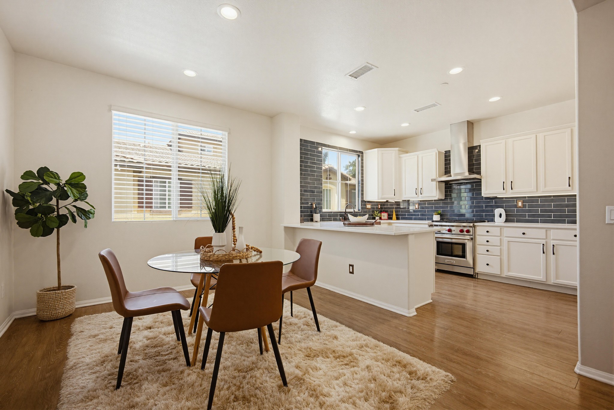 Virtual tour photo 12 of 48 for 8060 City View Pl