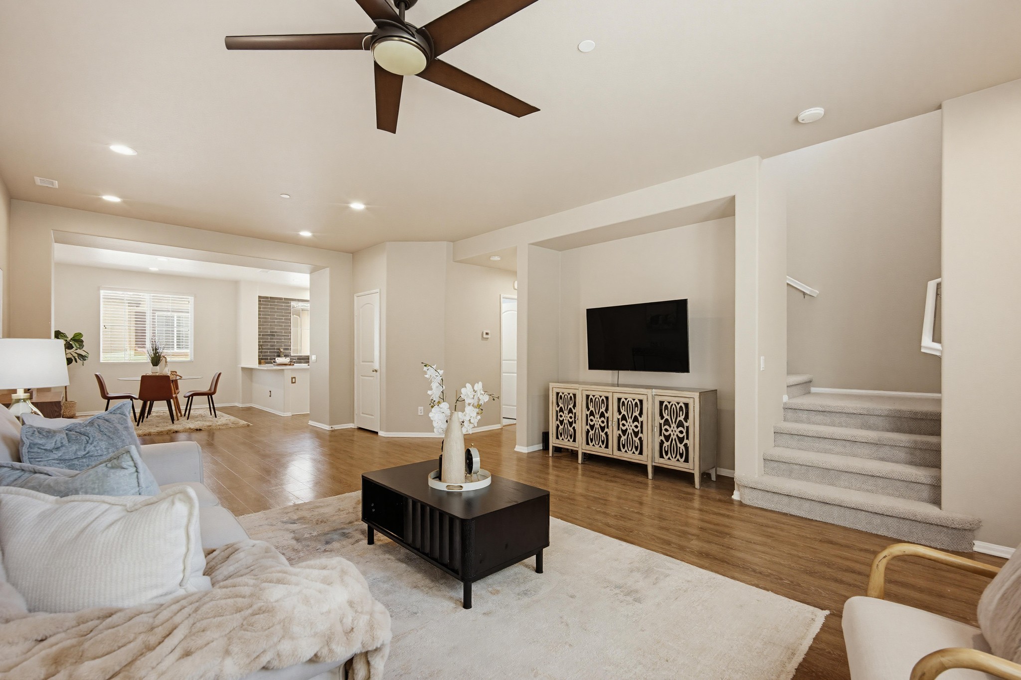 Virtual tour photo 20 of 48 for 8060 City View Pl