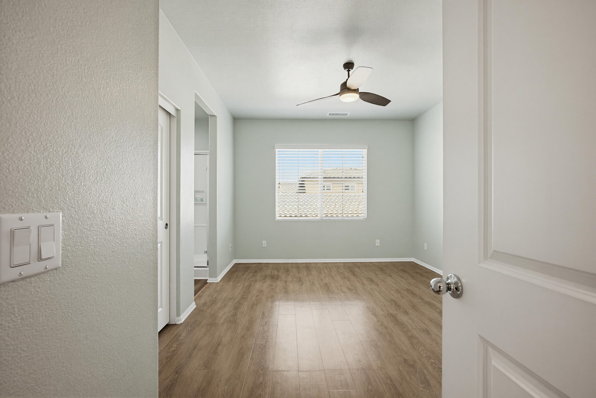 Virtual tour photo 34 of 48 for 8060 City View Pl