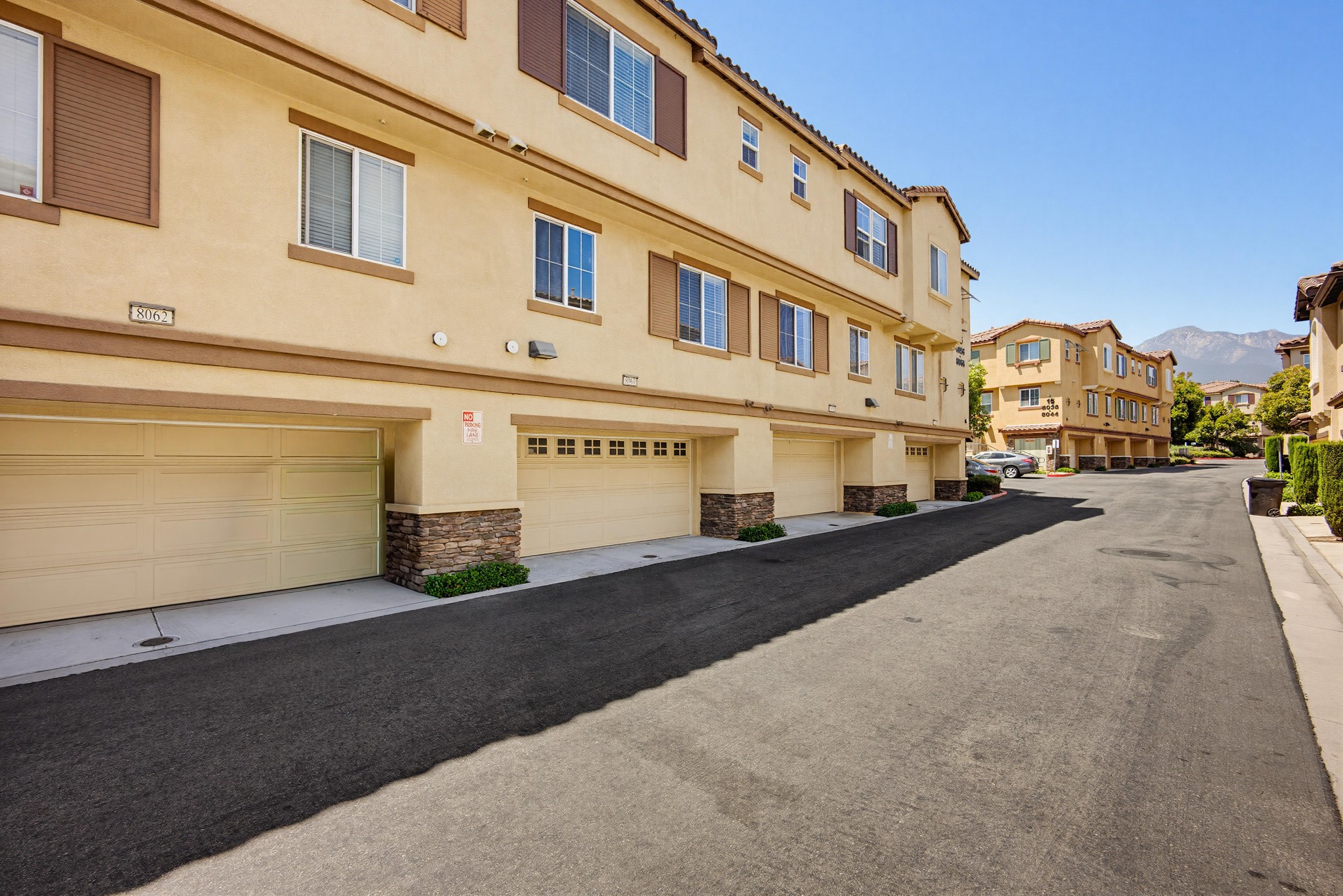 Virtual tour photo 41 of 48 for 8060 City View Pl