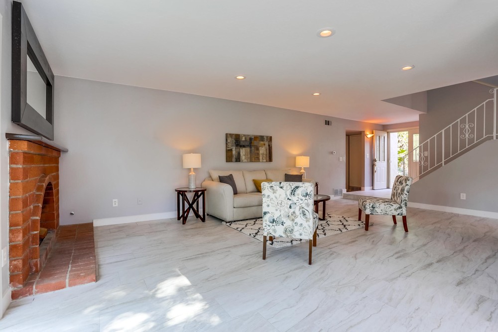 Virtual tour photo 8 of 34 for 8065 El Extenso Ct