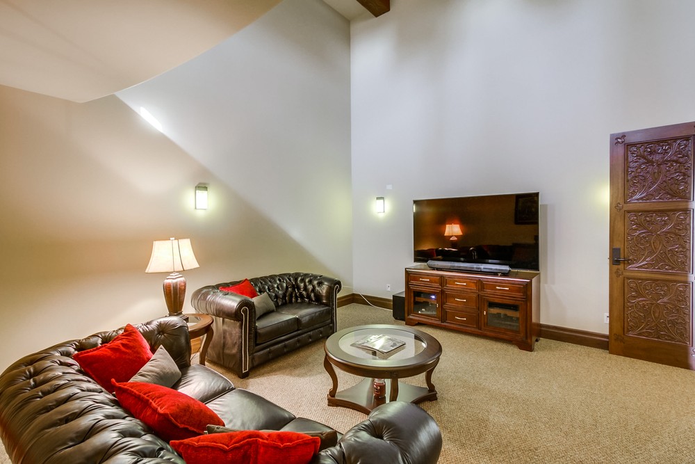 Virtual tour photo 39 of 91 for 8069 Entrada De Luz E