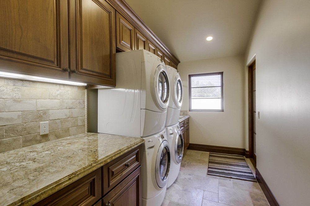 Virtual tour photo 68 of 91 for 8069 Entrada De Luz E