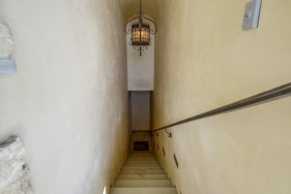 Virtual tour photo 70 of 91 for 8069 Entrada De Luz E