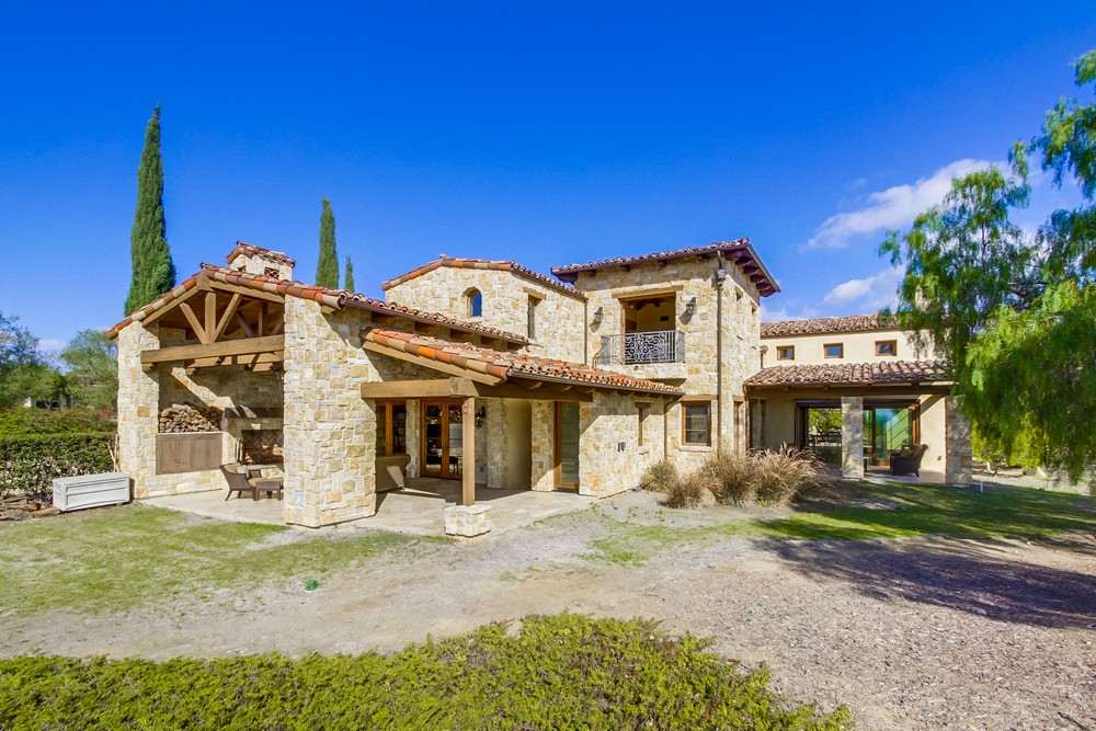 Virtual tour photo 86 of 91 for 8069 Entrada De Luz E