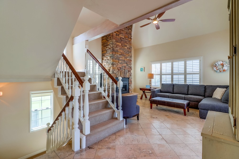 Virtual tour photo 11 of 49 for 807 Cohasset Ct #1
