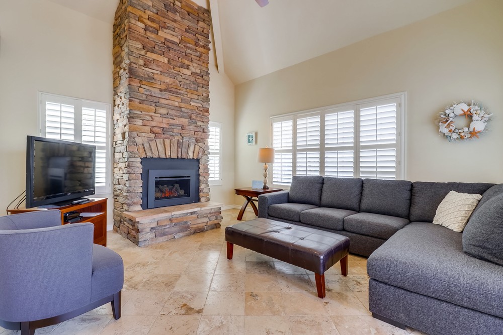 Virtual tour photo 13 of 49 for 807 Cohasset Ct #1