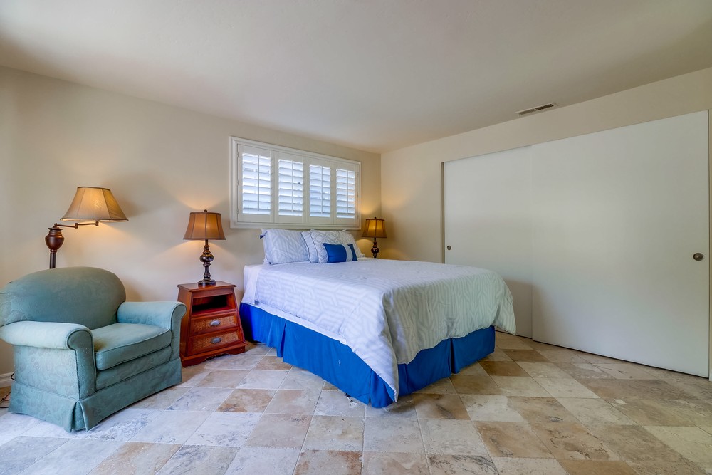 Virtual tour photo 40 of 49 for 807 Cohasset Ct #1