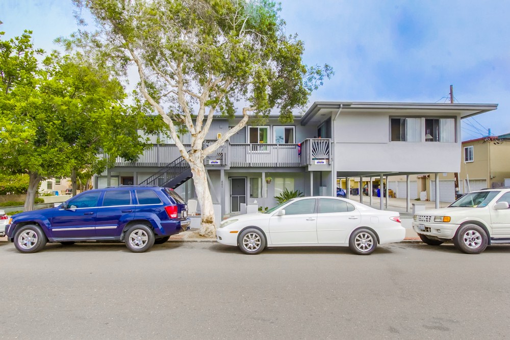Virtual tour photo 1 of 56 for 807 Coronado Ct