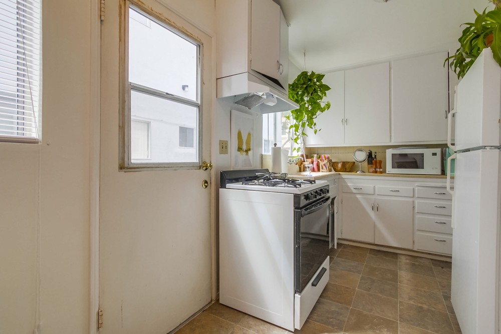 Virtual tour photo 31 of 56 for 807 Coronado Ct