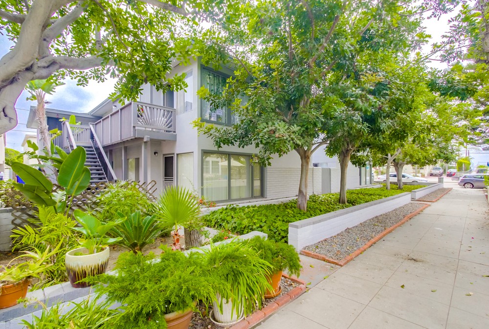 Virtual tour photo 37 of 56 for 807 Coronado Ct