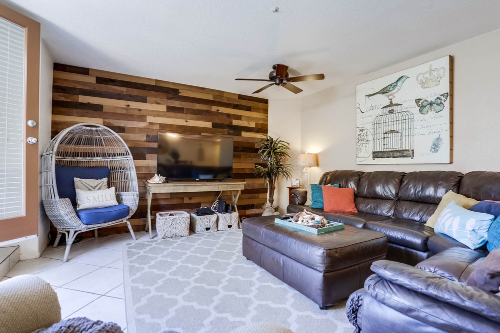 Virtual tour photo 7 of 30 for 807 Devon Court