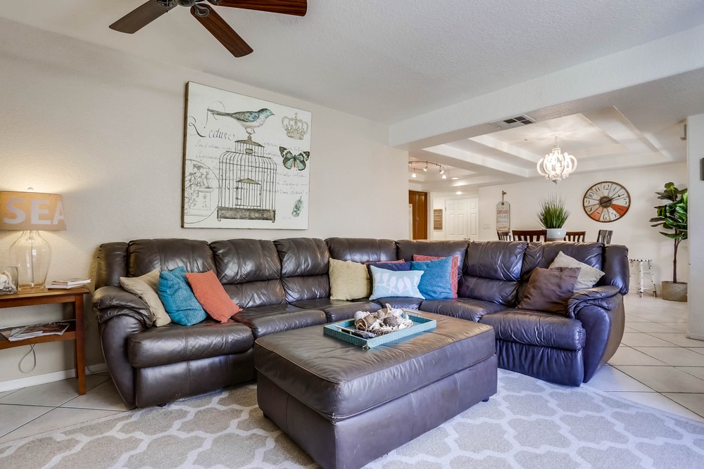 Virtual tour photo 8 of 30 for 807 Devon Court