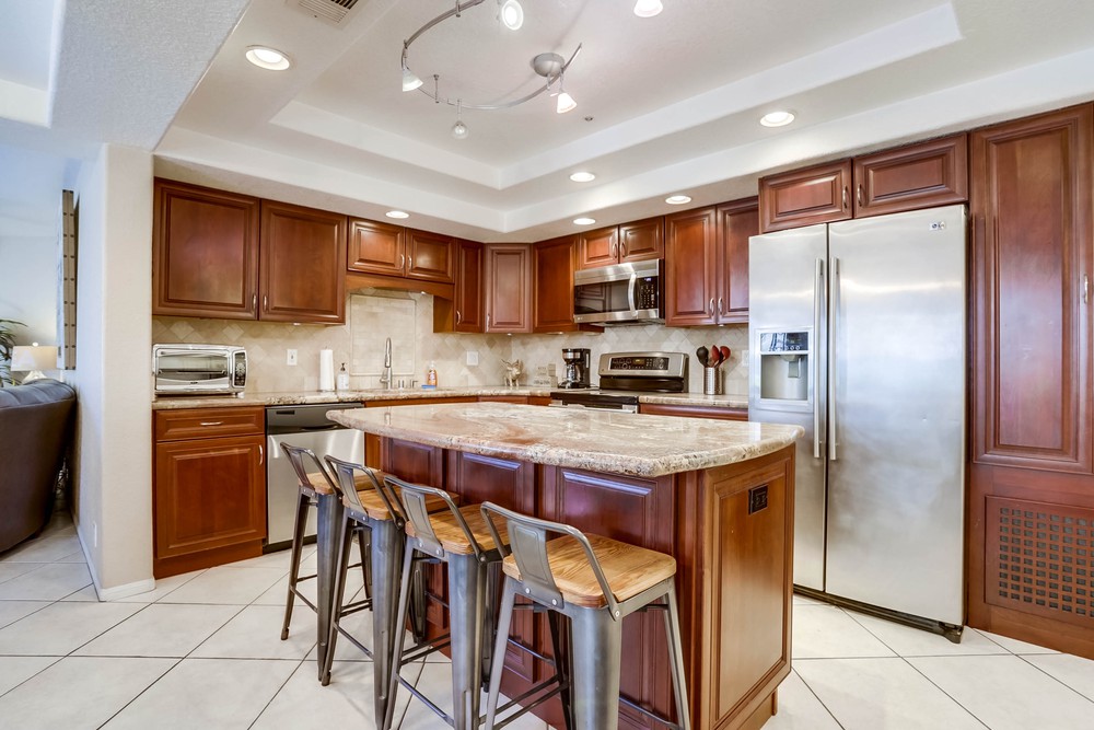 Virtual tour photo 12 of 30 for 807 Devon Court