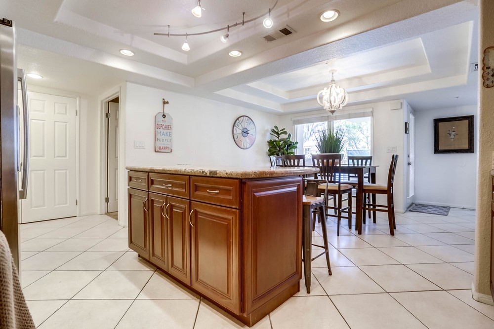 Virtual tour photo 16 of 30 for 807 Devon Court
