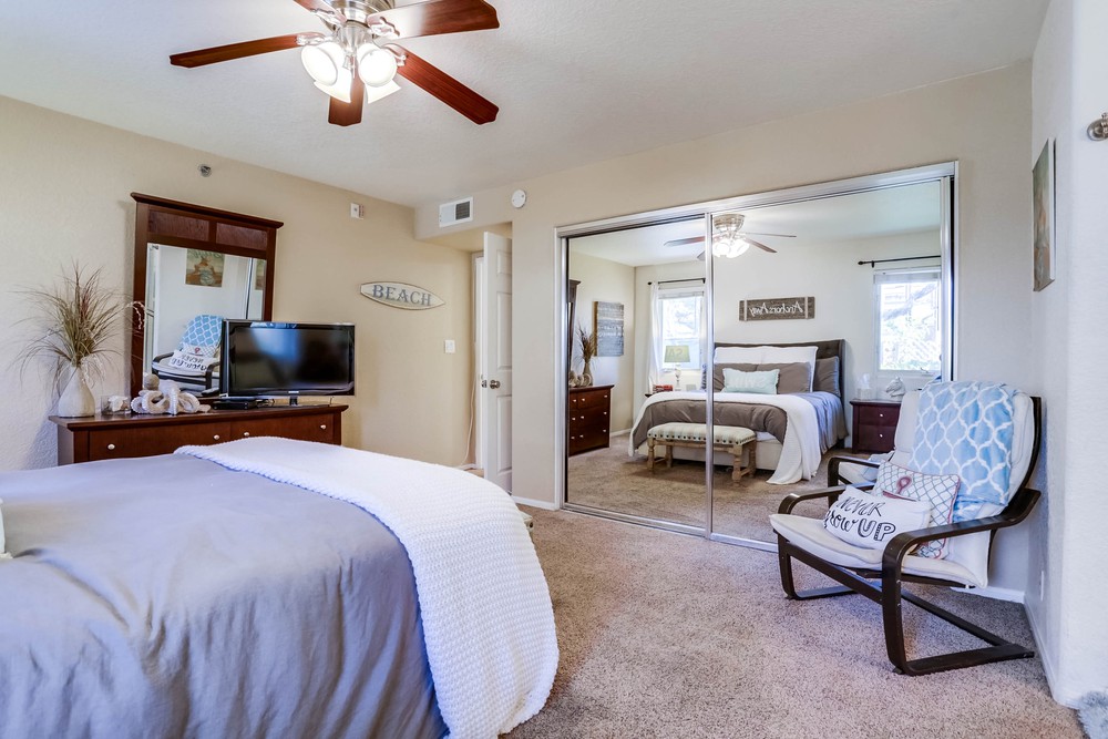 Virtual tour photo 20 of 30 for 807 Devon Court