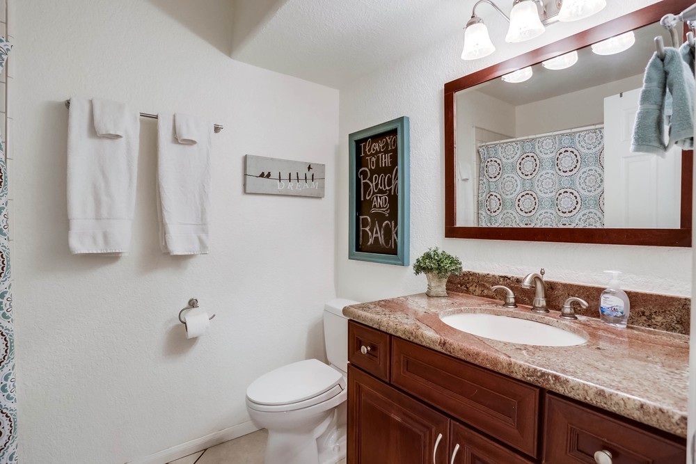 Virtual tour photo 26 of 30 for 807 Devon Court
